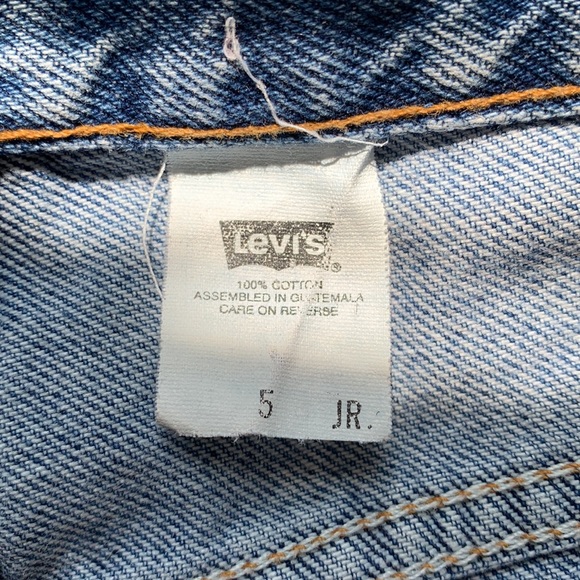 Vintage Levi’s shorts - Picture 4 of 4